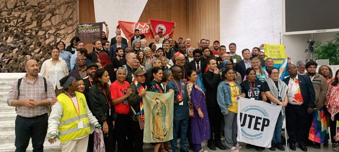 El Papa León XIV reafirmó junto a líderes populares de todo el mundo el legado de Francisco por tierra, techo y trabajo