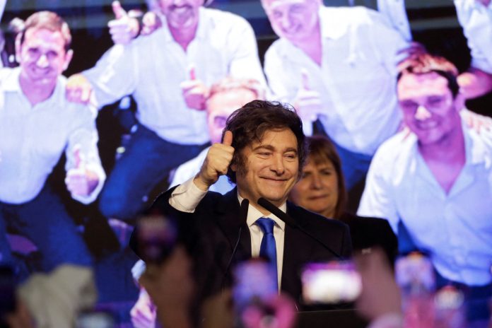 El triunfo demora el rediseño del Gobierno, reaparecen internas y el kirchnerismo vuelve al modo disputa