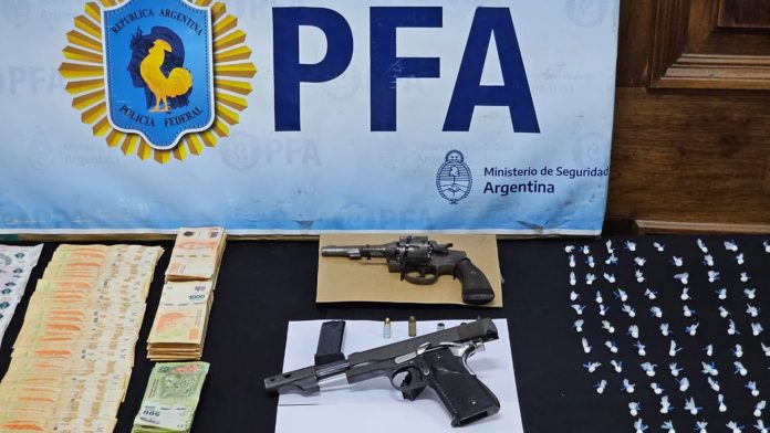 Cayó una banda narco que operaba en Rosario: hay 20 detenidos