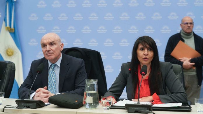 Con Ficha Limpia en el horizonte, el Gobierno no insistirá para sostener a Lorena Villaverde en el Senado