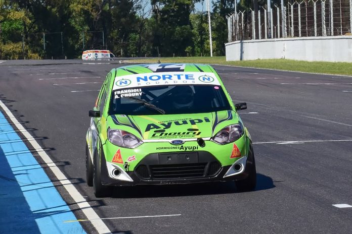 Conmoción en el automovilismo argentino: murió un piloto tras sufrir una descompensación durante una carrera