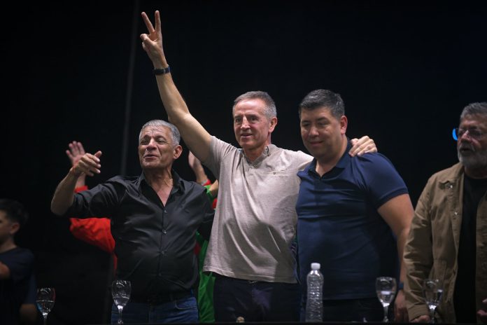 El Gobierno evalúa convocar a la CGT antes de presentar la reforma laboral