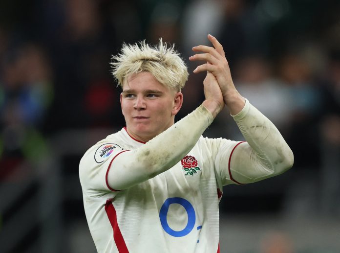 La desafiante postura de Inglaterra ante el Haka de los All Blacks y la particular reacción de una figura que recorre el mundo