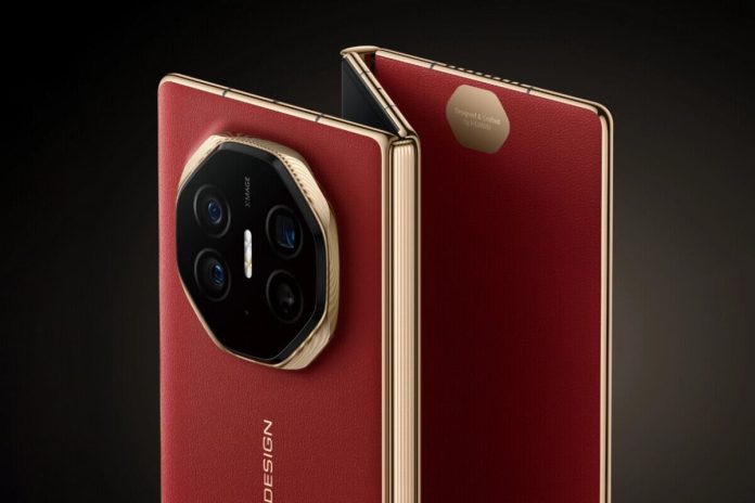 A examen: probamos el Huawei Mate XT, el celular de doble pliegue que se hace tableta