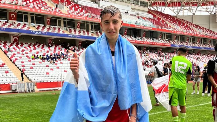 Impacto en River Plate: una de las promesas de Inferiores no firmó su primer contrato y se iría a Europa