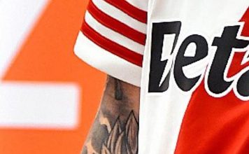 Los tatuajes de Aníbal Moreno que revolucionaron a los hinchas de River: un famoso animé y tres personajes de El Chavo del 8