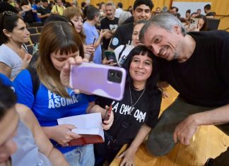 Máximo Kirchner criticó la presentación de los F-16: “Esos dólares que nos prestan no son para un Procrear, son para comprar aviones”