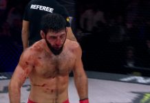 Polémica en una pelea de un evento de MMA que promocionó Cristiano Ronaldo: un luchador sufrió un salvaje castigo y se desvaneció