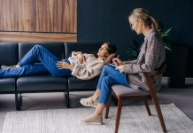 ¿Qué pasaría si se tratara a una IA como si fuera el paciente de un psicólogo?