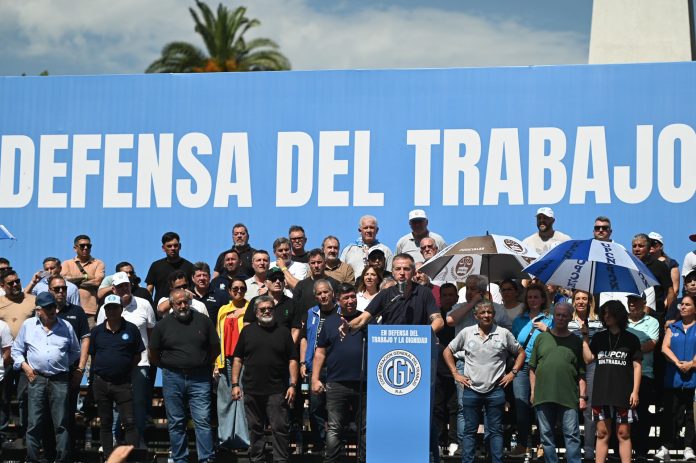 Reforma laboral: tras la postergación del debate en el Senado, la CGT presionará por nuevos cambios en el proyecto