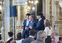 Señal de Estados Unidos en la asunción de Presti: el embajador Peter Lamelas asistió a la jura del nuevo Ministro de Defensa