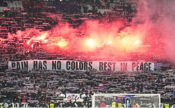 El emotivo minuto de silencio y los conmovedores homenajes por el fatal accidente en el que murieron 7 fanáticos del PAOK de Grecia