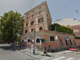 El Gobierno debe definir al nuevo representante diplomático en Italia tras la jubilación del último embajador