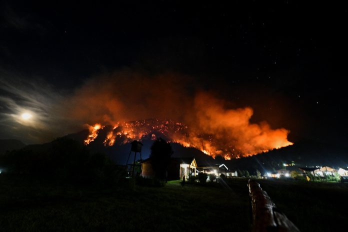 El Gobierno declaró por DNU la Emergencia Ígnea para las provincias afectadas por los incendios en el sur