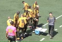 Intenso ardor y agua en los pies: debieron detener un partido por la temperatura del césped sintético