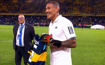 Nacho Arce reveló la peculiar estrategia que utilizó para quedarse con la camiseta de Paredes: el recuerdo de su paso en la Selección