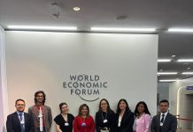 No fue solo Milei: la joven argentina que se metió en el corazón del poder global en Davos