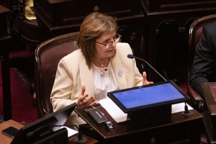 Reforma laboral: la UCR se reúne con Bullrich con un 80% de aval, pero pedirá cambios y tiene 10 votos clave