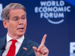 Scott Bessent elogió a Javier Milei: “Está pasando de ser un gran pensador a convertirse en un político de gran nivel”