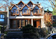 Subastaron la casona en Villa Devoto que pertenecía a Daniel Muñoz, el ex secretario privado de Néstor Kirchner