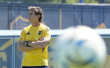 Úbeda pateó el tablero en la primera práctica de fútbol de Boca: cambio de esquema y dos sorpresas en el once titular