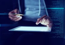 Una investigación demuestra que textos escritos en forma de poema pueden engañar a la IA