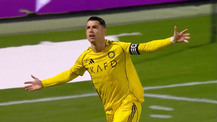 Cristiano Ronaldo terminó con su “huelga” y anotó el primer gol con 41 años: quedó a 38 gritos de romper la barrera de los 1000