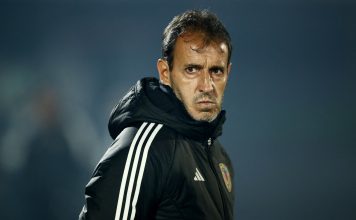 Fernando Batista asumirá como nuevo técnico de la selección de Costa Rica: los dos entrenadores europeos a los que relegó