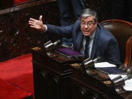 Germán Martínez criticó a los peronistas que apoyaron la reforma laboral y se refirió al escenario electoral de 2027