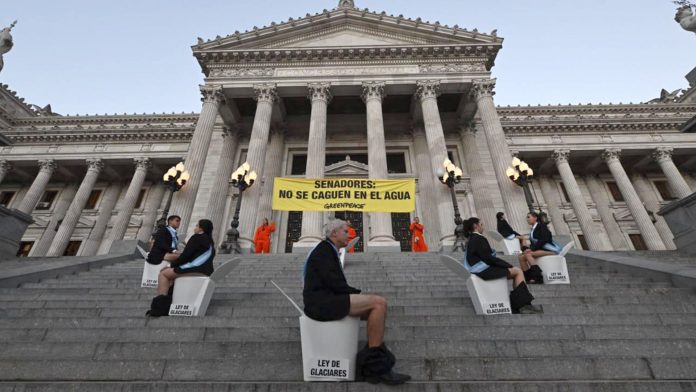 Glaciares: el ambientalista Enrique Viale y un senador del PRO expusieron dos visiones sobre la ley