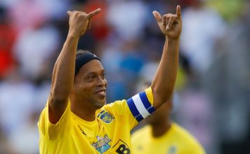 Ronaldinho sorprendió al revelar la razón por la que ya no puede ver partidos completos tras su retiro