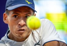 Sebastián Báez y Camilo Ugo Carabelli avanzaron a los cuartos de final del Argentina Open