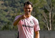 Tras solo cinco pases desde el saque inicial: el golazo a los 10 segundos de un partido que da la vuelta al mundo