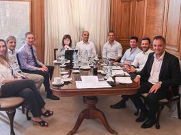 El Gobierno definirá las prioridades del Congreso y el peronismo avanza en un armado transversal