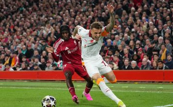 Escándalo: un jugador de Galatasaray sufrió una grave lesión tras quedar atrapado en un cartel, fue operado de urgencia y el club hará una demanda