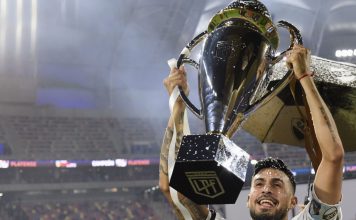 Estudiantes recibirá a Vélez por el Torneo Apertura con la cima de la zona A en juego: la agenda completa del día