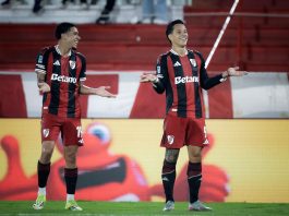 Gran jugada colectiva, error del arquero de Huracán y cabezazo de Driussi: así fue el primer gol de la era Coudet en River Plate