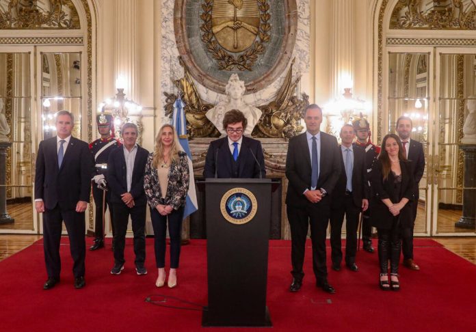 Javier Milei celebró el fallo por YPF con críticas a Cristina Kirchner y Kicillof: “Fue una aventura suicida que nos podría haber costado todo”