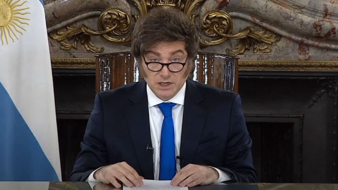 Javier Milei hablará esta noche en cadena nacional