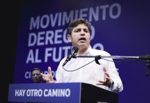 Kicillof le respondió a Milei tras el fallo por YPF: “Me parece lamentable, él defendía a los buitres”