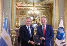 La OCDE evaluó avances de Argentina contra el soborno internacional, pero alertó que no hay sanciones y faltan medidas protección a los denunciantes