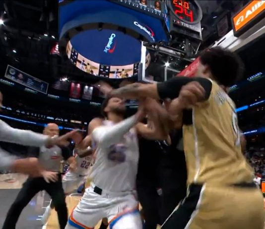 La pelea en la NBA que recorre el mundo: jugadores sobre el público, un camarógrafo agredido y cuatro expulsados