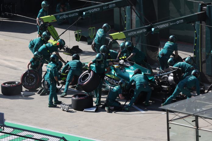 La preocupante imagen de Fernando Alonso por la falla del Aston Martin durante el GP de China: “No sentía las manos y los pies”