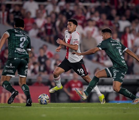 Los detalles del acuerdo que está negociando River Plate con el Chelsea de Inglaterra