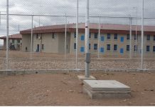 Mendoza: proponen que los presos usen uniforme naranja y prohibir las zapatillas deportivas en las cárceles