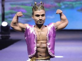 Mide 102 centímetros y hace 84 flexiones en un minuto: la increíble historia del fisicoculturista más bajo del mundo