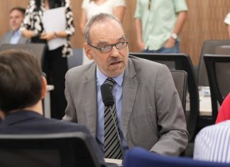 Tras la aprobación del Senado, oficializaron la designación de Fernando Iglesias como embajador de la Cancillería