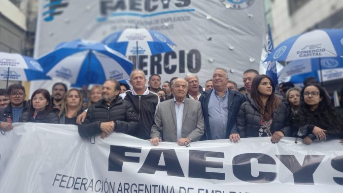 Un fallo judicial suspendió dos artículos de la reforma laboral en los convenios del Sindicato de Comercio