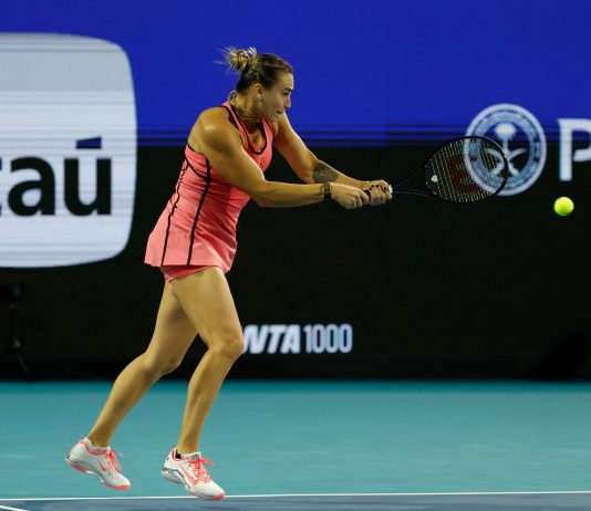 Una figura del tenis reveló por qué insulta en otro idioma durante sus partidos: “Es hermoso”