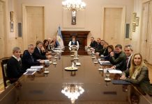 Adorni salió empoderado por Milei, en medio de más revelaciones: sus próximos pasos y la estrategia judicial